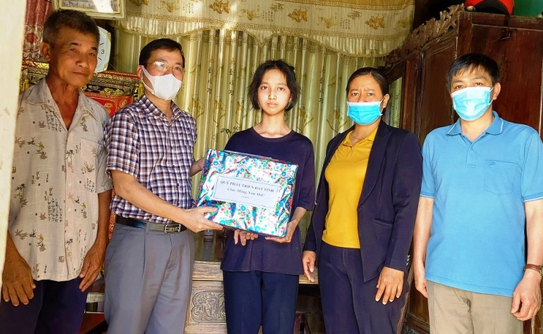 Gần 31 tỷ đồng quà Tết tặng gia đình chính sách và hộ nghèo tại Quảng Bình -0