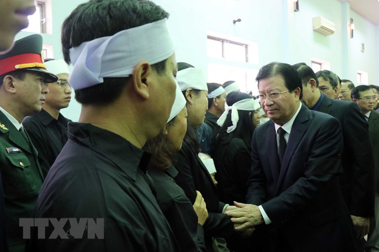 Lễ tang 13 đồng chí hy sinh ở khu vực Thủy điện Rào Trăng 3 -0