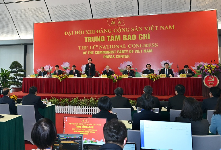 Quang cảnh buổi họp báo. Tổng Bí thư, Chủ tịch nước Nguyễn Phú Trọng dự, phát biểu tại họp báo sau Đại hội -0
