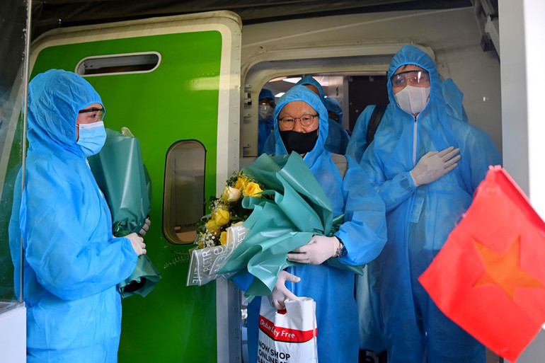 Đội tuyển Việt Nam đã trở về nước, ổn định sinh hoạt tại cơ sở cách ly -0