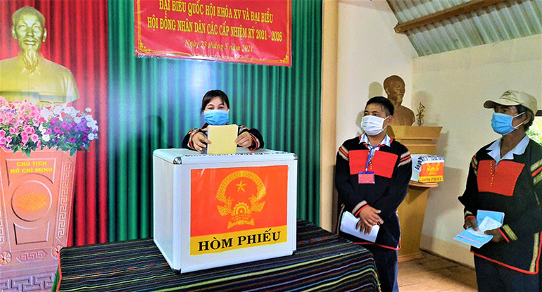 Đồng bào các dân tộc Đắk Lắk nô nức trong Ngày hội non sông -0