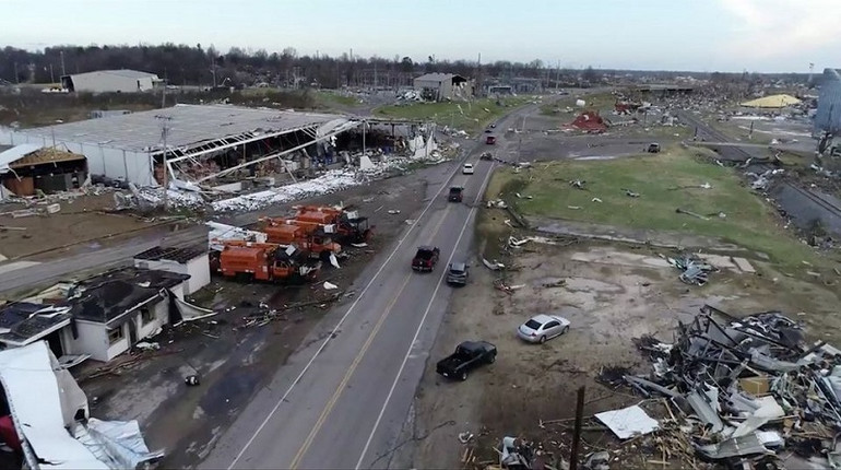 Mỹ ban bố tình trạng khẩn cấp sau thảm họa lốc xoáy -0