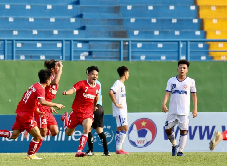 PVF chạm trán Học viện Nutifood ở chung kết -0