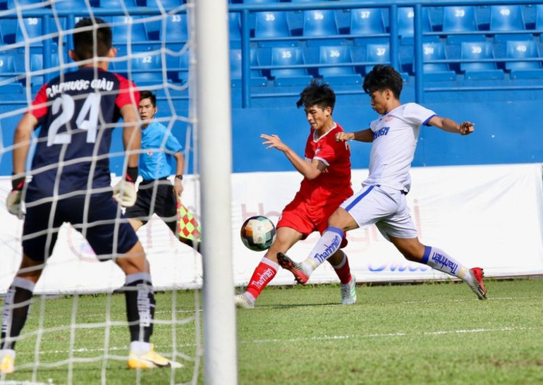 PVF chạm trán Học viện Nutifood ở chung kết -0