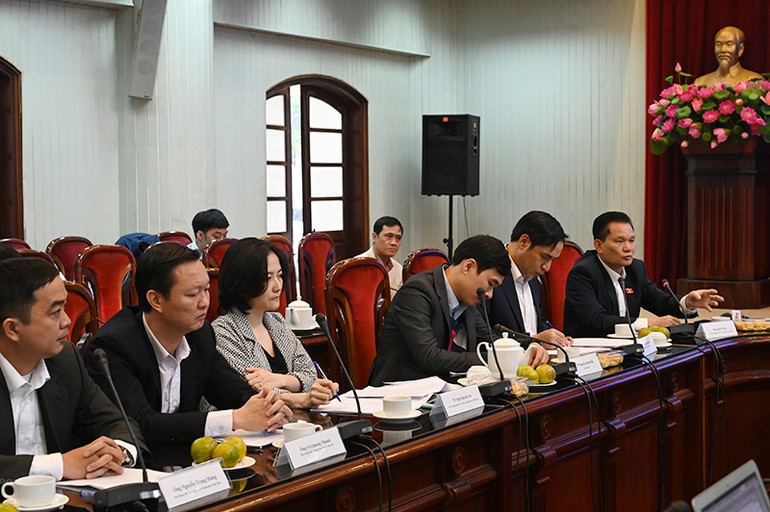 Tọa đàm trực tuyến “Phát triển thị trường lao động hiện đại tới năm 2030, tầm nhìn 2045” -0