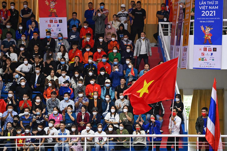 Thu Nghĩa, Đình Nam mang về Huy chương Vàng cho Pencak Silat -7