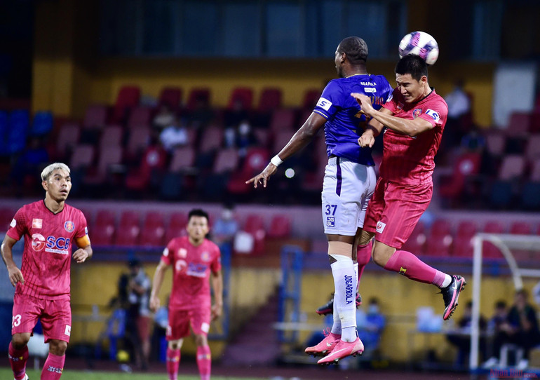 HLV Hàn Quốc có chiến thắng đầu tay cùng CLB Hà Nội -0