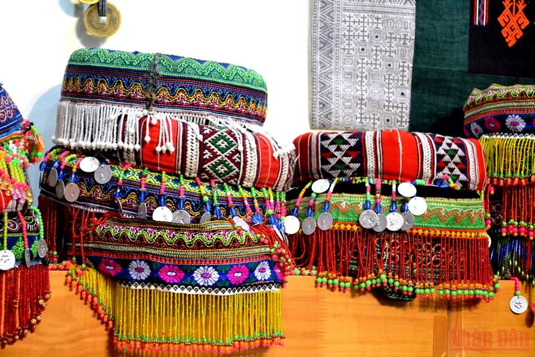 Khai hội “Vũ điệu cao nguyên trắng Bắc Hà” -0