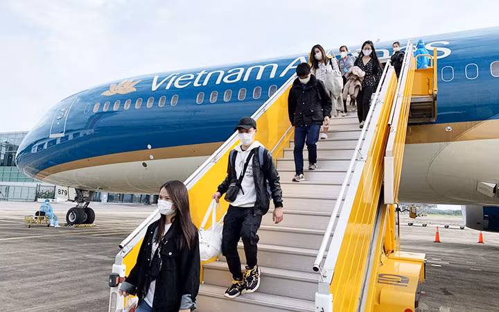 Vực dậy doanh nghiệp sau đại dịch -0