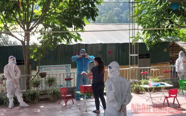 Hơn 1.000 khu vực bỏ phiếu của Điện Biên đồng loạt tổ chức khai mạc Bầu cử -0