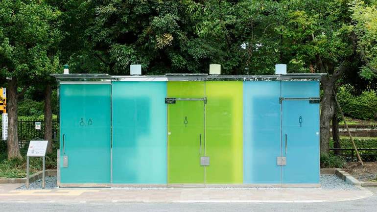 Nhà vệ sinh xuyên thấu gây tò mò ở Tokyo -0