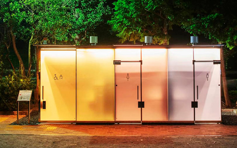 Nhà vệ sinh xuyên thấu gây tò mò ở Tokyo -0