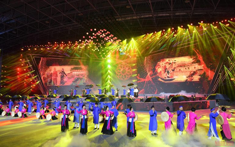 (Ảnh: Thành Đạt) Những màn trình diễn ấn tượng trong Lễ bế mạc SEA Games 31 -0