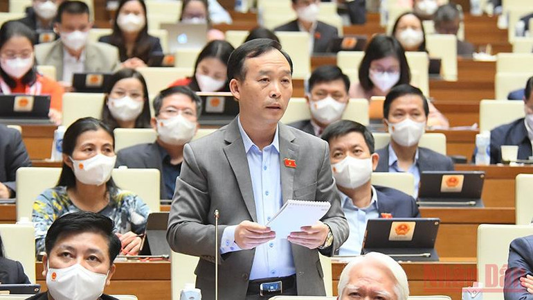 Học sinh lớp 1 học trực tuyến có phù hợp không? -0