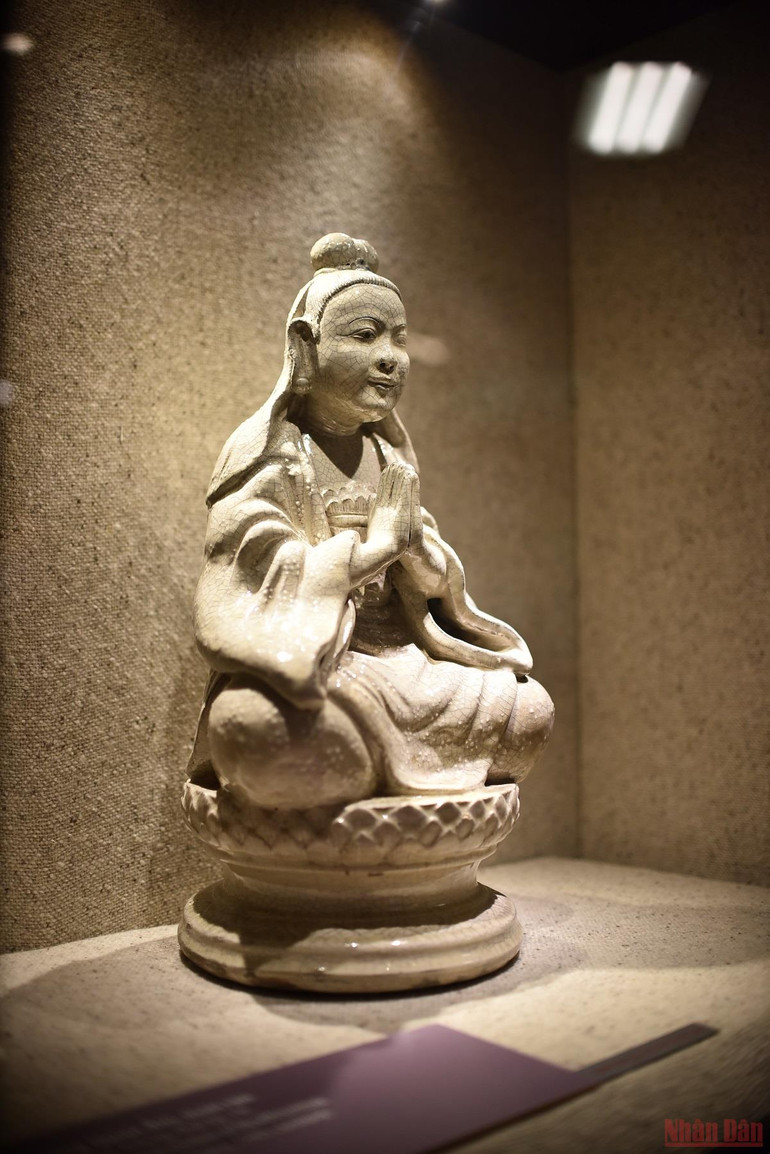 Nét riêng biệt của gốm Việt nghìn năm -0