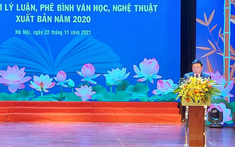 Vinh danh 17 tác phẩm nhận tặng thưởng Lý luận, phê bình văn học, nghệ thuật năm 2020 -0