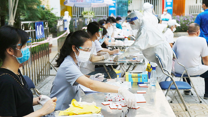 Kiểm soát chặt chẽ giá xét nghiệm Covid-19 (kỳ 1) -0