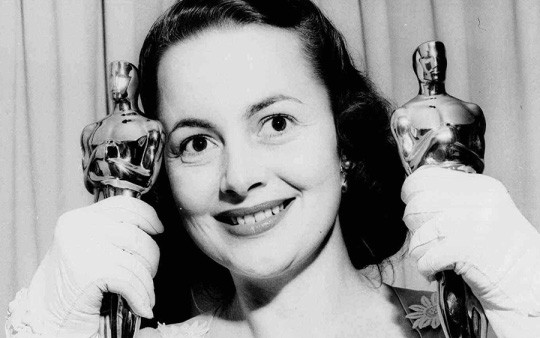 “Melanie” của “Cuốn theo chiều gió” qua đời ở tuổi 104 -0