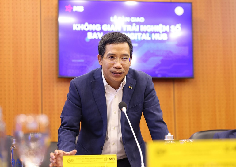 Ông Lưu Trung Thái, Phó chủ tịch HĐQT, Tổng giám đốc MB nhấn mạnh tầm quan trọng của việc trang bị trải nghiệm thực tế cho sinh viên trong giai đoạn mới BAV – MB Digital Hub: Không gian trải nghiệm ngân hàng số cho sinh viên Học viện Ngân hàng -0