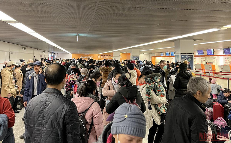 Ngày 12/3 có chuyến bay hồi hương thứ hai từ Ba Lan -0