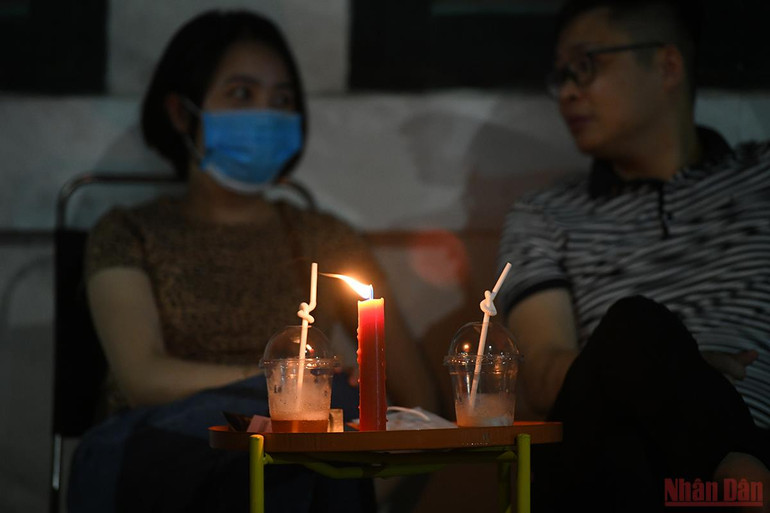 Giờ Trái Đất năm 2022: Tắt đèn - cùng hành động, 'bật sáng' tương lai -0