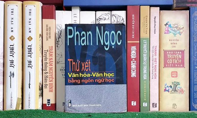 Vị học giả với trí tuệ uyên bác, sức làm việc phi thường -0