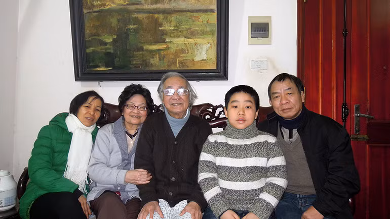 Vị học giả với trí tuệ uyên bác, sức làm việc phi thường ảnh 3 Vị học giả với trí tuệ uyên bác, sức làm việc phi thường -0