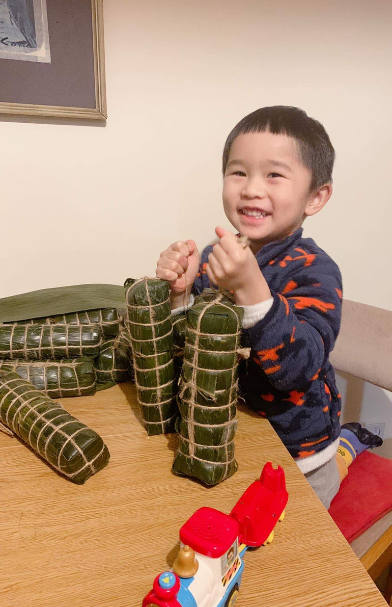 Ấm áp Tết xa quê -0