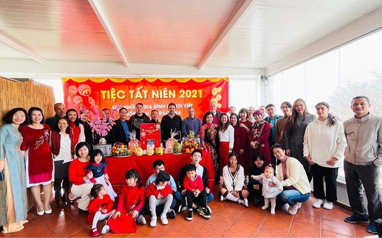 Ấm áp Tết xa quê ở Bồ Đào Nha -0