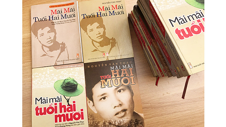 Cuốn sách Mãi mãi tuổi hai mươi đã được tái bản nhiều lần. Nhật ký thời chiến góp phần làm cuộc sống tốt đẹp hơn -0