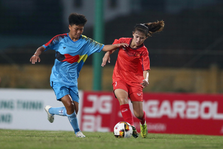 Phong Phú Hà Nam và Dự tuyển U16 duy trì ngôi đầu -0