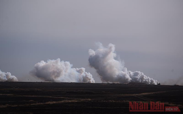 Quân đội Nga tập trận giữ cứ điểm, tiến công kẻ địch -0