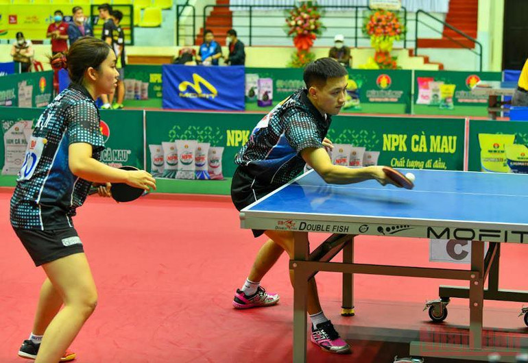 Mai Ngọc, Anh Hoàng dừng bước ở vòng 2, đôi nam nữ -0