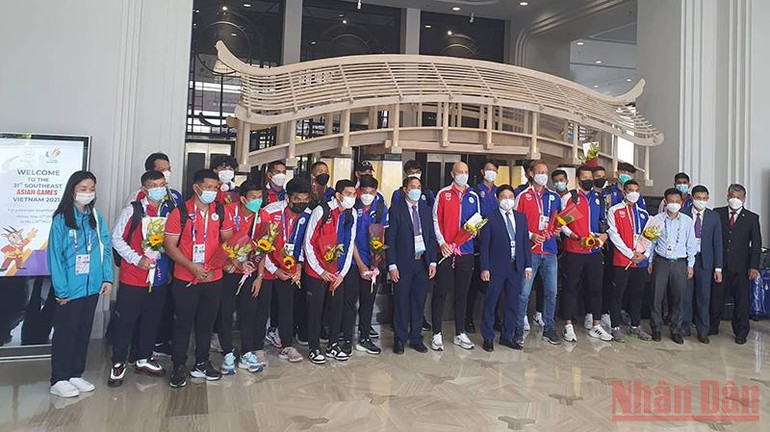 Nam Định đón các đoàn môn bóng đá nam SEA Games 31 -0