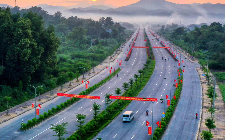 Đường phía nam TP Cao Bằng. Cao Bằng khánh thành, khởi công các công trình chào mừng Đại hội Đảng bộ tỉnh -0