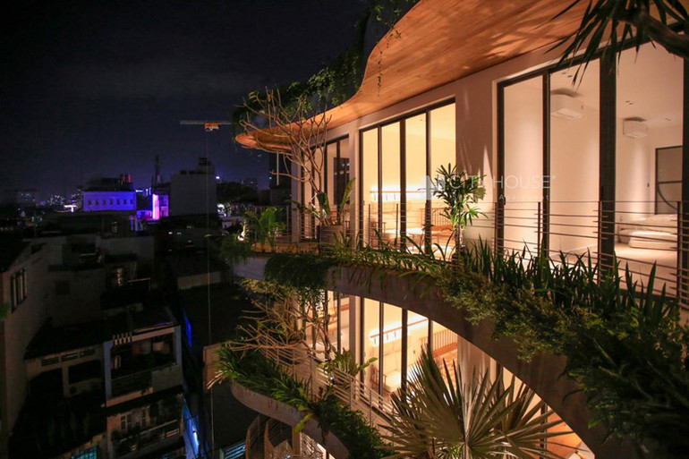 1 khách sạn trong 76 cơ sở lưu trú tại TP Hồ Chí Minh nhận huy hiệu "Du lịch bền vững". Hơn 700 cơ sở lưu trú tại Việt Nam được gắn huy hiệu “Du lịch bền vững” -0