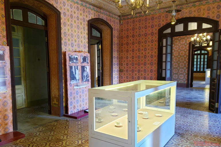 Vàng son một thuở cung An Định -0