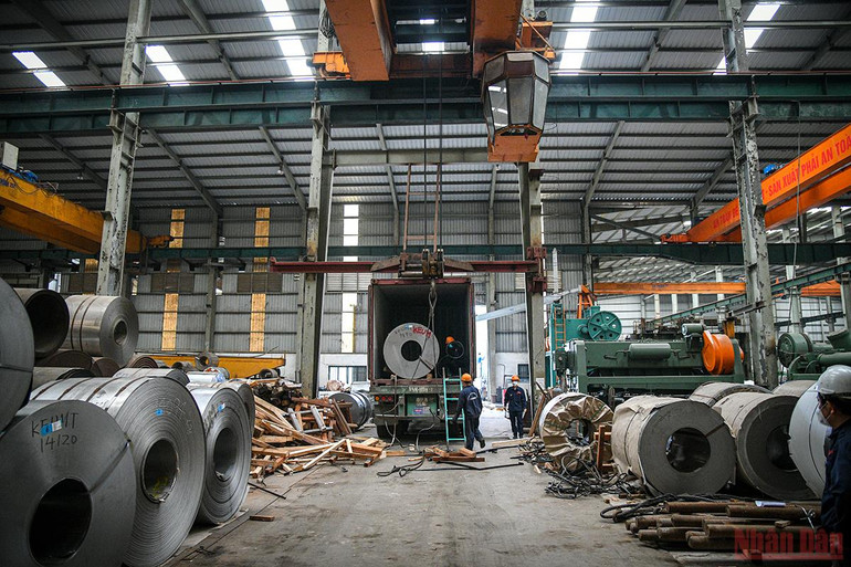 Các doanh nghiệp trong nước nỗ lực vượt khó, tăng đà phục hồi -0