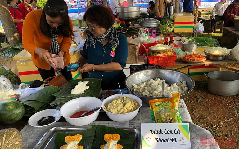 Giới thiệu ẩm thực Cà Mau. Kỷ niệm 132 năm ngày sinh của Chủ tịch Hồ Chí Minh tại Làng Văn hóa Du lịch các dân tộc Việt Nam -0