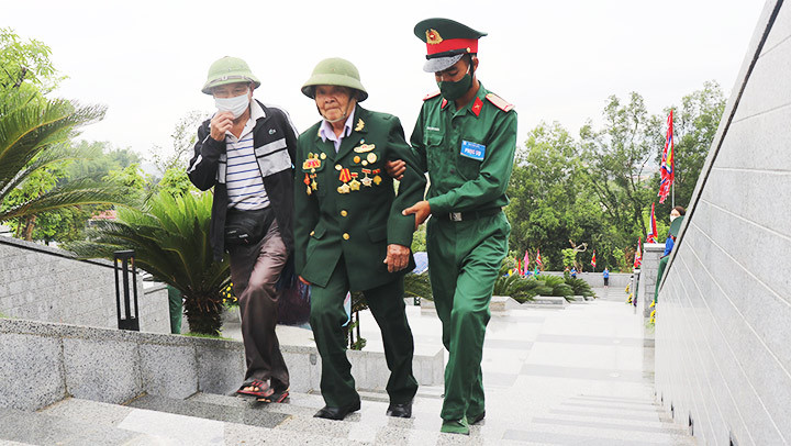 Thỉnh lên hồi chuông biết ơn -0