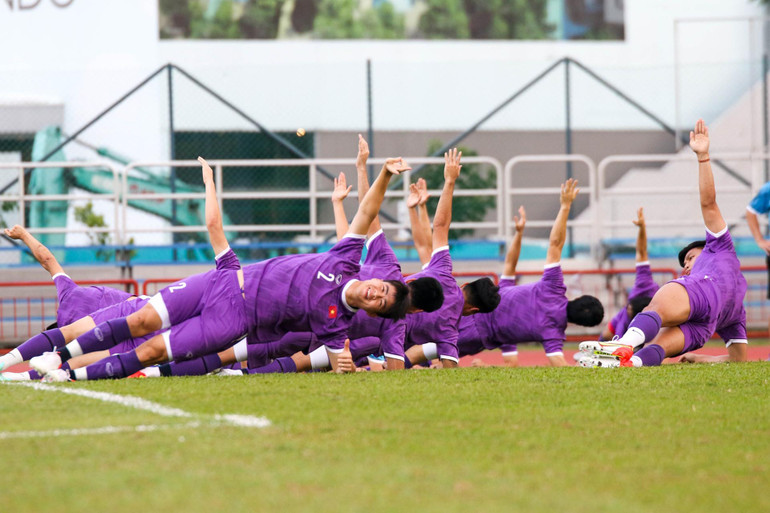 HLV Park Hang-seo và các học trò hướng tới mục tiêu 3 điểm ở lượt trận cuối bảng B -0