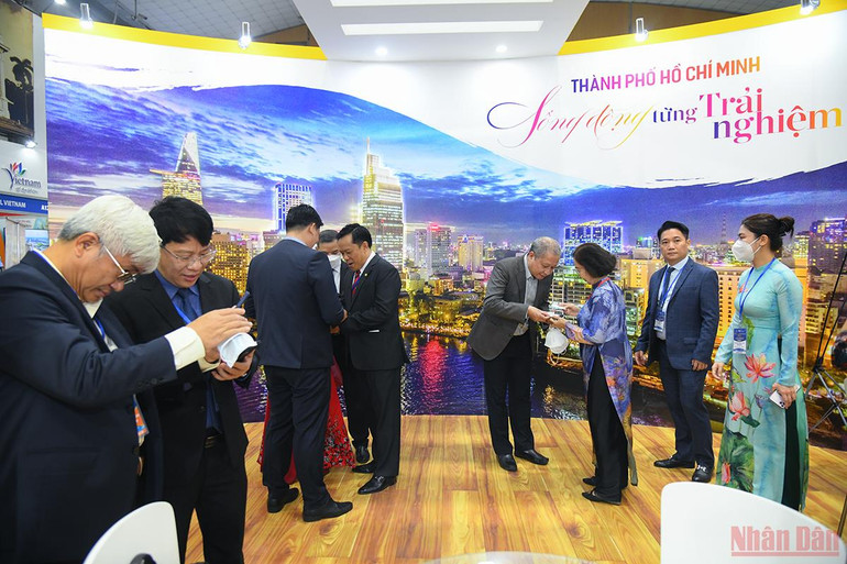 Khai mạc hội chợ VITM Hanoi 2022: Kết nối phục hồi du lịch -0