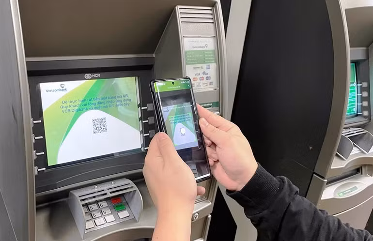 Rút tiền tại ATM không cần dùng thẻ vật lý -0