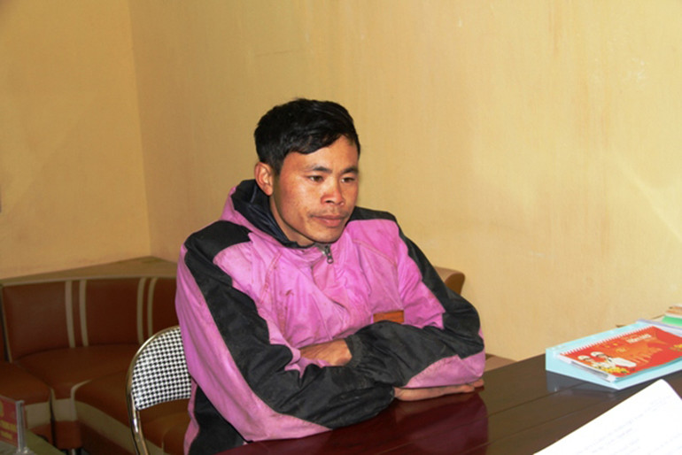 Đối tượng Lý Phù Tá tại cơ quan công an. Khởi tố hai đối tượng chặt phá rừng phòng hộ ở Lào Cai -0