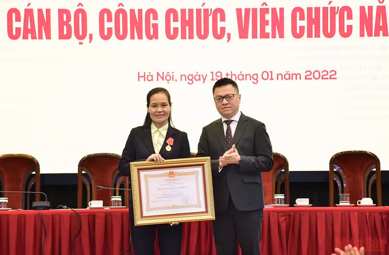Báo Nhân Dân tổ chức Hội nghị cán bộ, công chức, viên chức năm 2021 -0