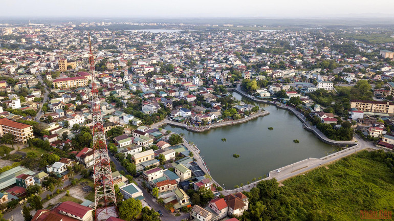 Hoa vẫn nở trên chiến trường năm xưa - Quảng Trị sau 50 năm giải phóng -0