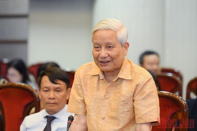 Kỷ niệm 25 năm ngày Báo Nhân Dân hằng tháng ra số đầu -0