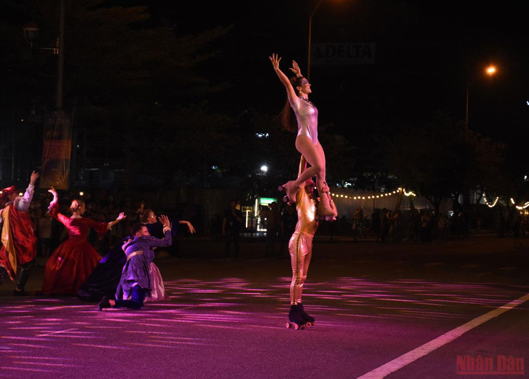 Sôi động Carnival đường phố “Take me to the Sun” tại Đà Nẵng -0