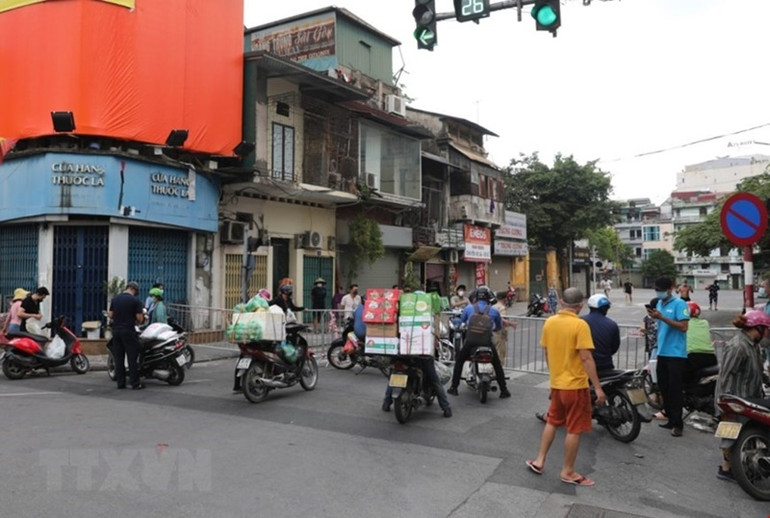 Hà Nội phong tỏa toàn phường Văn Miếu do có 22 ca dương tính mới -0