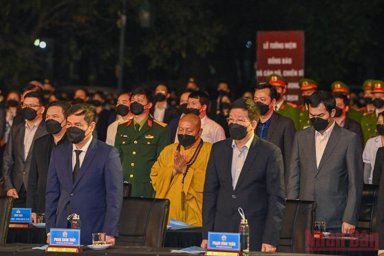 Lễ tưởng niệm đồng bào tử vong và cán bộ, chiến sĩ hy sinh trong dịch Covid-19 -0